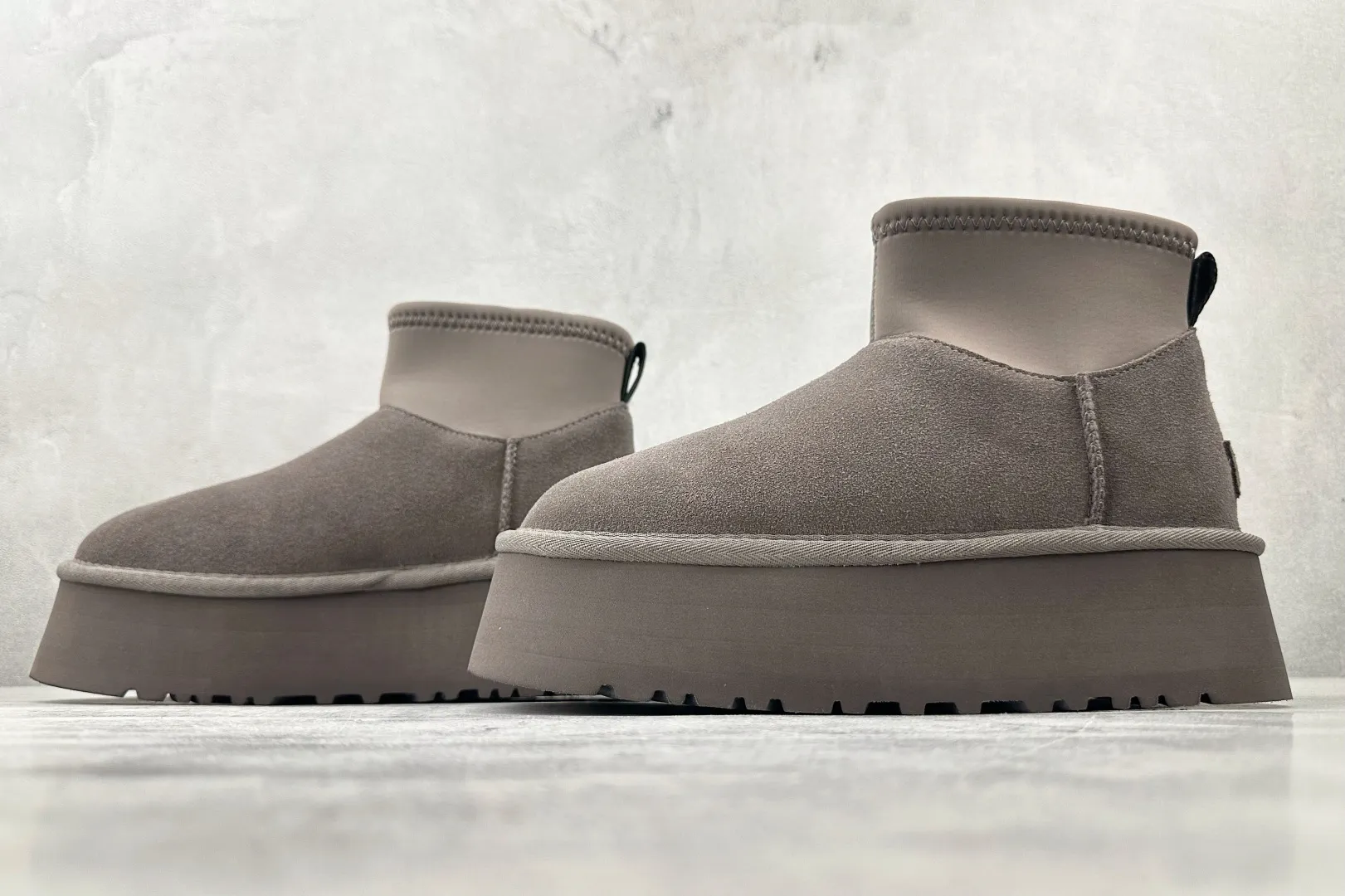 🐲💰 560 supports store UGG snow boots Thundercloud color Item number: 1168170-THND Size: 35 36 36.5 37.5 38 38.5 39 40